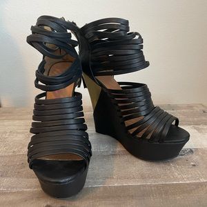 Heart Soul- Black Strappy Wedge